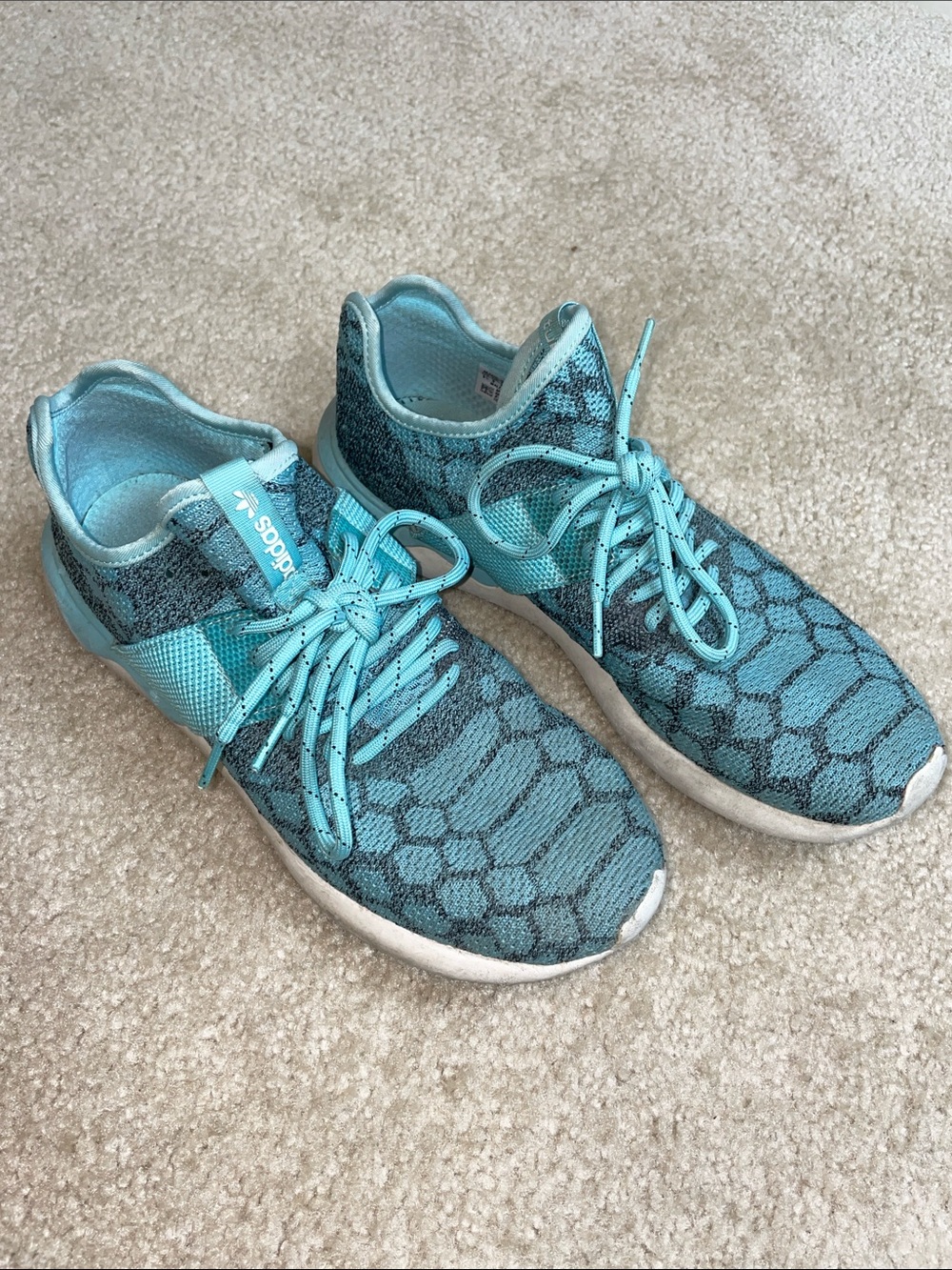 Men’s Adidas Tubular Primeknit
Blue Spirit